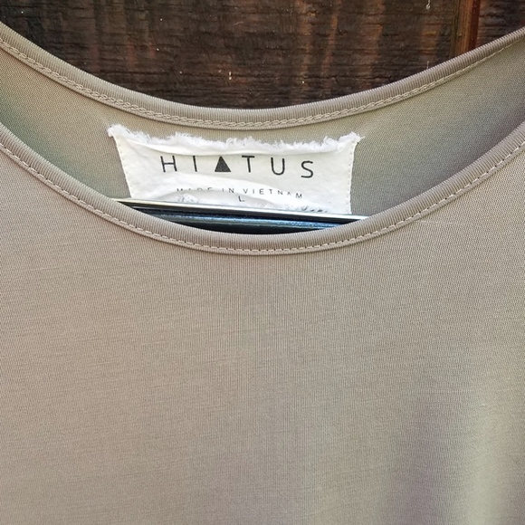 Hiatus~Grey Asymmetrical Tunic~Size Large - Picture 3 of 5